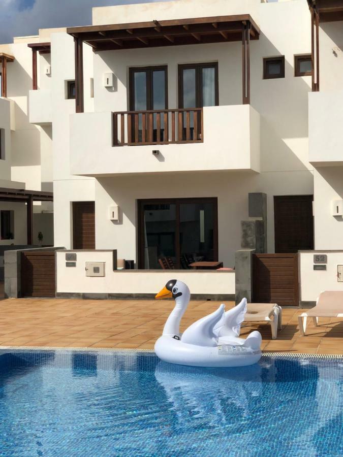 Noray Swan Puerto Calero Exterior foto
