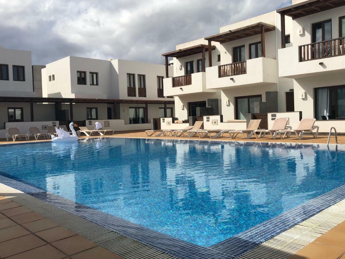 Noray Swan Puerto Calero Exterior foto